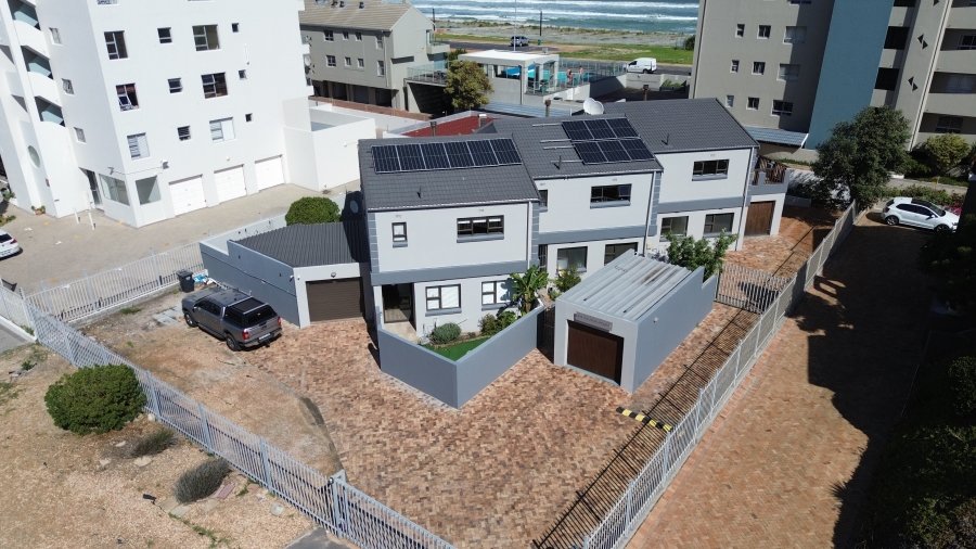 Commercial Property for Sale in Waves Edge Western Cape